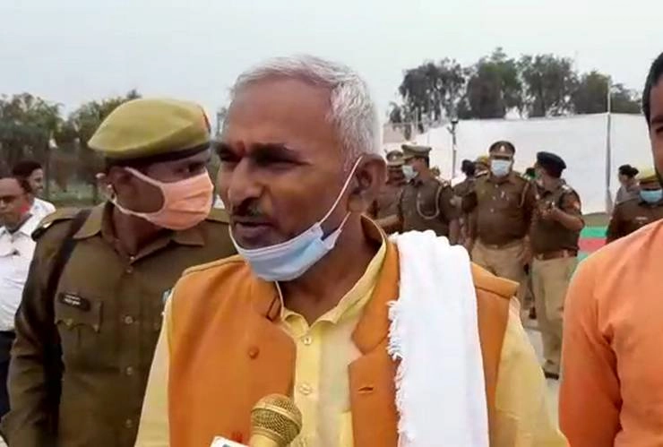 UP : योगी के मंत्री बोले- जल्द राममहल में तब्दील होगा ताजमहल