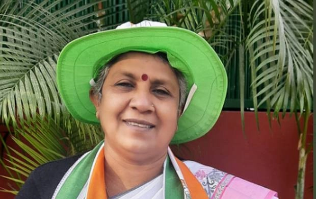 केरल चुनाव : कांग्रेस ने जारी की 86 उम्मीदवारों की लिस्ट, टिकट नहीं मिलने पर प्रदेश महिला अध्यक्ष ने मुंडवाया सिर - congress releases list of 86 candidates for kerala assembly elections