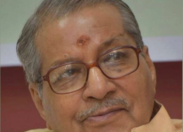 साहित्‍यकार बटुक चतुर्वेदी का निधन,  मुख्यमंत्री समेत पाठकों ने किया दुख व्‍यक्‍त - batuk chaturvedi death writer