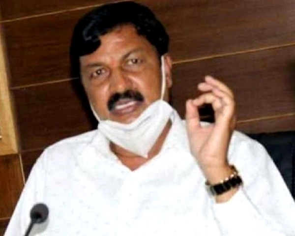 सेक्स CD कांड में कर्नाटक के पूर्व मंत्री रमेश जारकिहोली के खिलाफ FIR