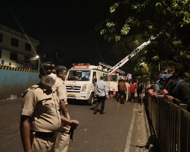 मुंबई में अस्पताल में लगी आग, कोविड-19 के 9 मरीजों की मौत