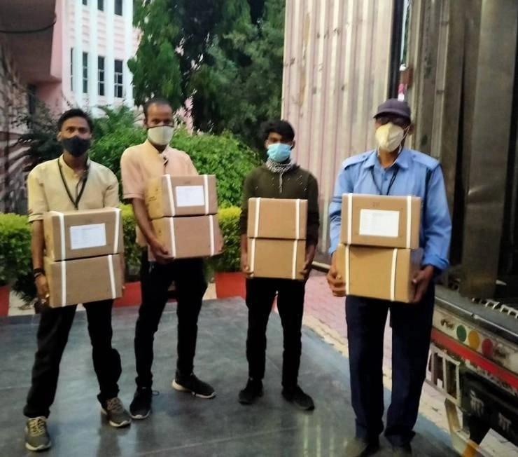 राहत की खबर : रेमेडिसिविर इंजेक्शन के 20 हजार वायल्ज‌ इंदौर पहुंचे, ऑक्सीजन की सप्लाई भी बढ़ी - 20 thousand doses of Remedicivir injection reached Indore