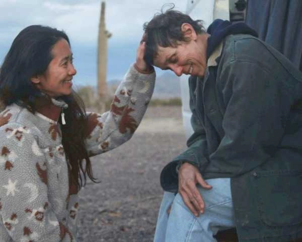 क्लो झाओ की ‘नोमैडलैंड’ ऑस्कर में सर्वश्रेष्ठ फिल्म घोषित - Nomadland declared Best Film at the Oscars