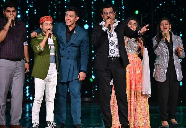 Amit Kumar ने बताया Indian Idol 12 का सच, बोले- कंटेस्टेंट्स की तारीफ करने के मिले पैसे - indian idol 12 kishore kumar son amit kumar said i was told to praise the contestant
