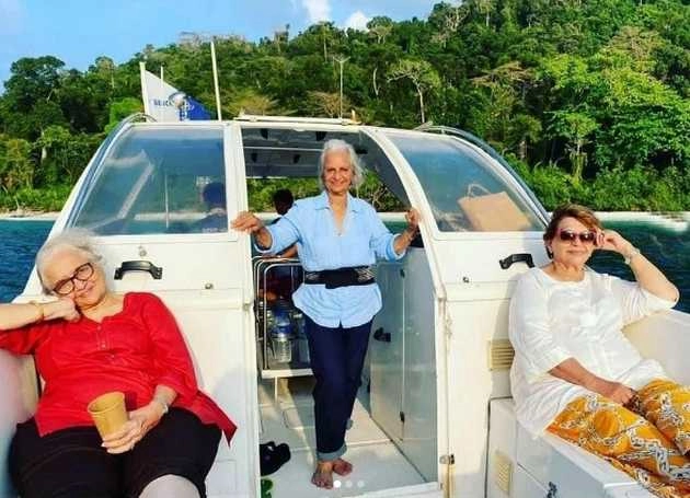 अंडमान में वेकेशन एंजॉय कर रहीं Waheeda Rehman, Asha Parekh और Helen, सामने आईं खूबसूरत तस्वीरें - waheeda rehman asha parekh and helen andaman vacation photos viral