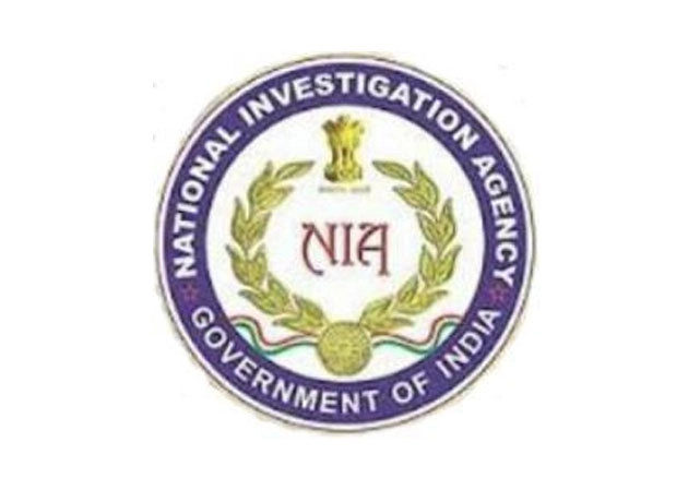 एंटीलिया केस: NIA ने एनकाउंटर स्पेशलिस्ट प्रदीप शर्मा के घर छापा मारा, पूछताछ जारी - NIA detained encounter specialist Pradeep Sharma