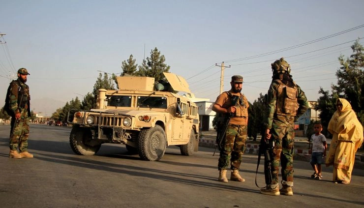 ISIS-K पर अमेरिका की एयरस्ट्राइक में 6 बच्चों सहित एक ही परिवार के 9 लोगों की मौत - Afghanistan Taliban America Kabul