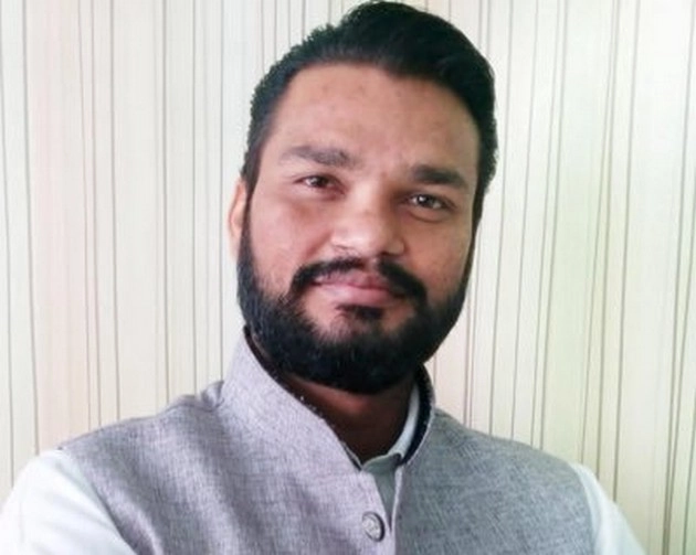 राजस्थान में सीएम के OSD लोकेश शर्मा को महंगा पड़ा ट्वीट, इस्तीफा