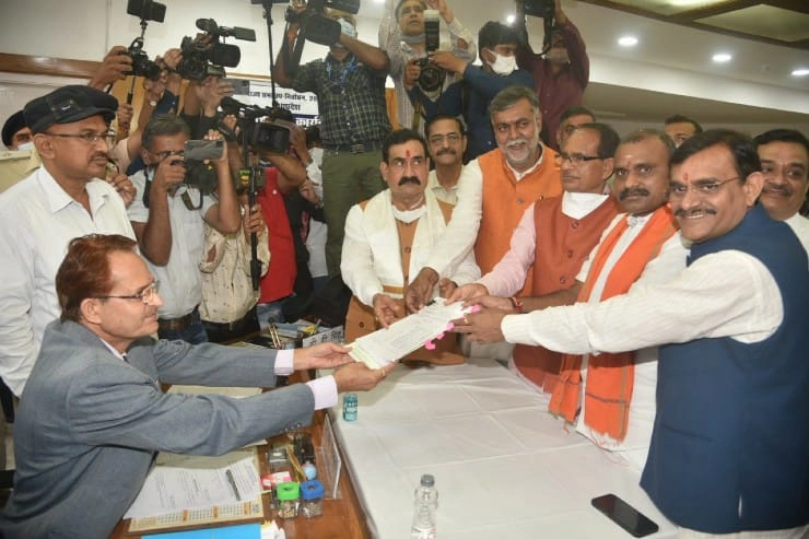केंद्रीय मंत्री एल मुरूगन ने राज्यसभा के लिए किया नामांकन, निर्विरोध जीत तय - Union Minister L Murugan files nomination for Rajya Sabha