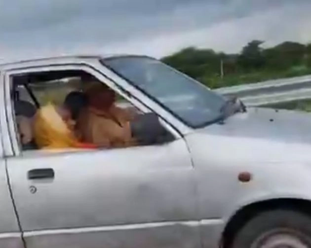 देवास की दादी 90 साल की उम्र में दौड़ा रही हैं कार, वीडियो देख दंग रह गए शिवराज - Shivraj inspired by dadi driving car in Dewas