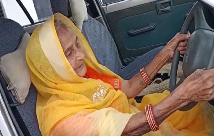 रेशम बाई बनीं देवास की ‘ड्राइवर दादी’,आखि‍र ऐसा क्‍या किया कि सीएम कर दिया ट्वीट और सोशल मीडि‍या में हो रही चर्चा - Resham bai, driver dadi, social media, shivraj singh