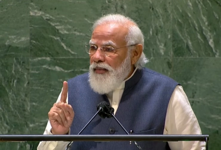 UN के मंच पर PM मोदी ने संयुक्त राष्ट्र को दे डाली नसीहत