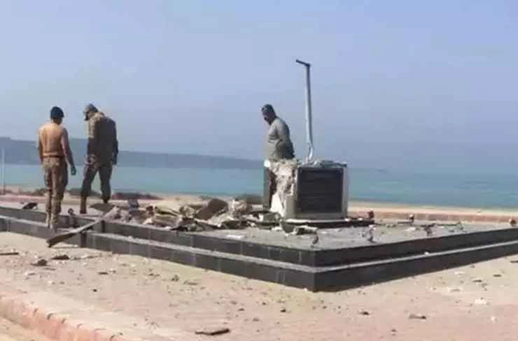 पाकिस्तान : बलूचिस्तान में मोहम्मद अली जिन्ना की प्रतिमा को बम से उड़ाया