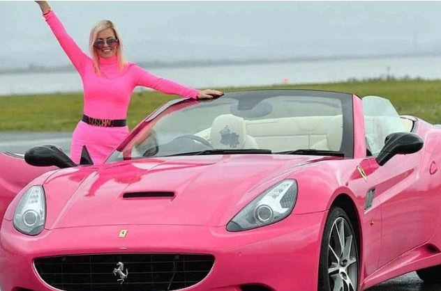 ‘पिंकस्पिरेशन’ है इस महिला की दीवानगी, इसे सबकुछ गुलाबी चाहिए, आखि‍र क्‍या है वजह - Pink color, pink, Lisa Marie Brown, Pinkspiration