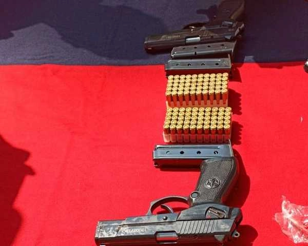 पंजाब में बड़ी मात्रा में हथियार बरामद, BSF और पुलिस की संयुक्त कार्रवाई - Large quantity of arms recovered in Punjab, joint action of BSF and police