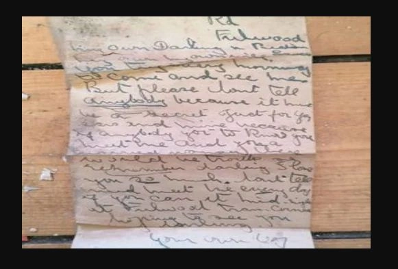 14 साल के लड़के को मिला 100 साल पुराना ‘लव लेटर’, खोल रहा है छुपे प्‍यार का राज, पढ़कर ‘रोमांटि‍क’ हो जाएंगे आप - Loukas Cornes, Teenager found 100 year old love letter