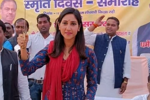 प्रियंका ने मेरे पति का टिकट काटा और मेरे खिलाफ बोलने के लिए दबाव बनाया : अदिति सिंह - Aditi Singh targets Priyanka Gandhi Vadra