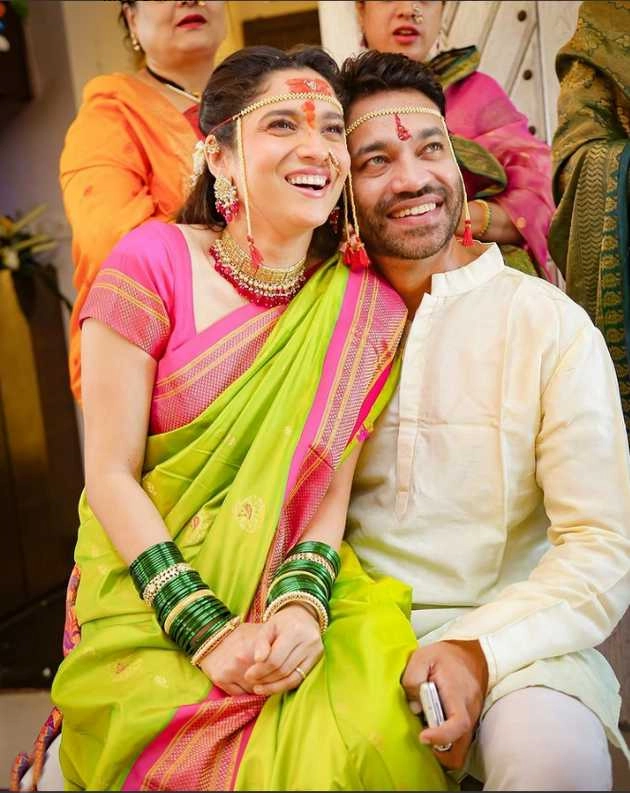 हल्दी सेरेमनी में होने वाले पति विक्की जैन संग अंकिता लोखंडे ने जमकर किया डांस, तस्वीरें वायरल - ankita lokhande and vicky jain haldi ceremony photos goes viral