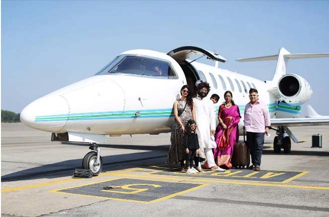 Allu Arjun lifestyle having house of 100 crore and private jet | अल्लू अर्जुन की लाइफ स्टाइल के कहने ही क्या, प्राइवेट जेट और 100 करोड़ रुपये के घर के हैं मालिक