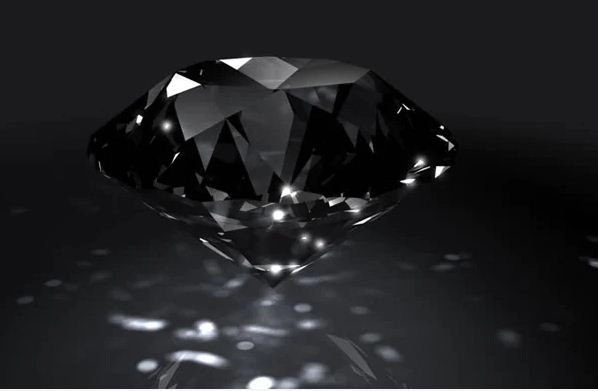 आखि‍र किस दुनिया का है ये 555 कैरेट दुर्लभ काला हीरा, एक टुकड़े की कीमत है 50 करोड़ रुपए, दुबई में होगी नीलामी