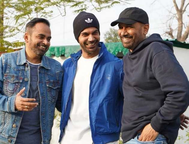 राज और डीके की कॉमेडी-थ्रिलर सीरीज 'गन्स और गुलाब्स' में नजर आएंगे राजकुमार राव - rajkummar rao teams up with raj and dk for comedy thriller series guns gulaabs
