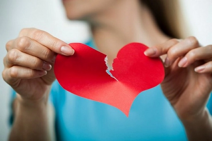 Anti-Valentine's Week : स्‍लैप डे से ब्रेकअप डे तक, जानें कब मनाते हैं कौन सा दिन