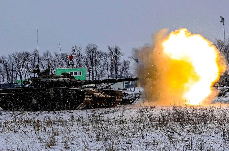 Russia Ukraine Updates: बढ़ने लगी युद्ध की आहट! यूक्रेन की सीमा पर 1.9 लाख रूसी सैनिक तैनात