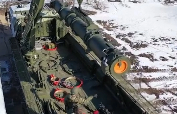 Russia Ukraine Conflict : परमाणु अभ्यास के दौरान रूस ने दागी Kinzhal hypersonic cruise missiles, तनाव बरकरार (वीडियो) - Russia Ukraine Conflict