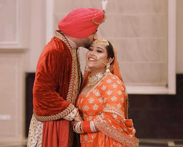शादी के बंधन में बंधीं सिंगर अफसाना खान, वेडिंग तस्वीरें वायरल