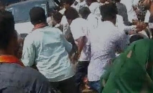 लखीमपुरखीरी जैसी एक और घटना, निलंबित BJD विधायक ने भीड़ पर चढ़ाई कार, 22 लोग घायल