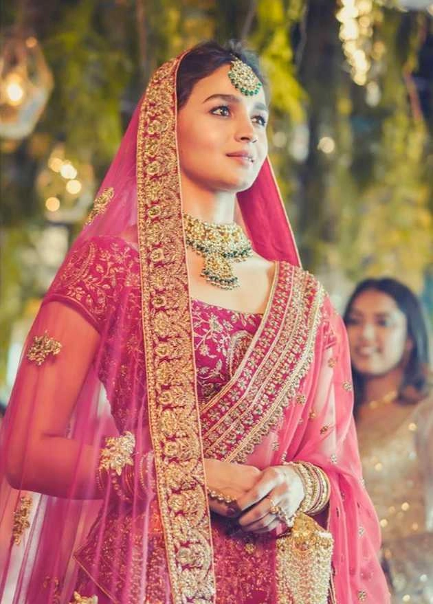 Alia-Ranbir Wedding Date: બદલાઈ ગઈ આલિયા -રણબીરના લગ્નની તારીખ? જાણો શું છે રાહુલ ભટ્ટની વાતમાં ઝોલ