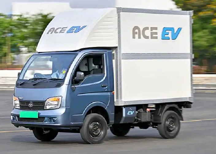 Tata Ace EV: आ गया टाटा का इलेक्ट्रिक छोटा हाथी, फुल चार्ज पर मिलेगी 154 किलोमीटर की रेंज - Tata Motors Unveils Ace EV With Range Of 154 Km