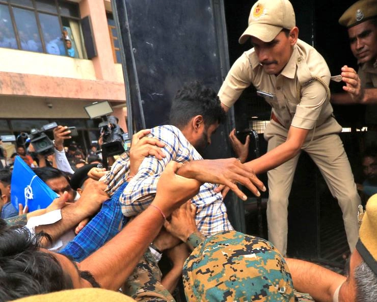 Udaipur : कन्हैयालाल के हत्यारों को भीड़ ने पीटा, NIA कोर्ट ने 12 जुलाई तक कस्टडी में भेजा - udaipur murder case nia court sent four accused in to nia custody till 12 july
