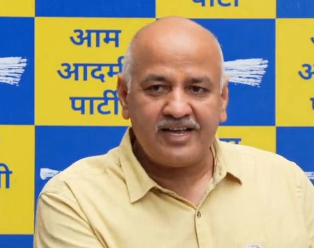 मनीष सिसोदिया की मुश्किल बढ़ी, CBI ने जारी किया लुकआउट नोटिस, विदेश जाने पर लगी रोक