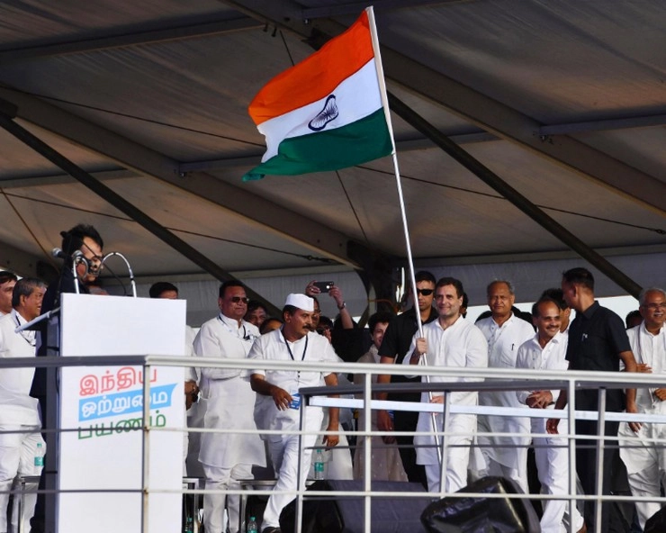 भारत जोड़ो यात्रा पर राहुल गांधी, बोले- राष्ट्रीय ध्वज पर हमला हो रहा है, देश बर्बादी की ओर बढ़ रहा है