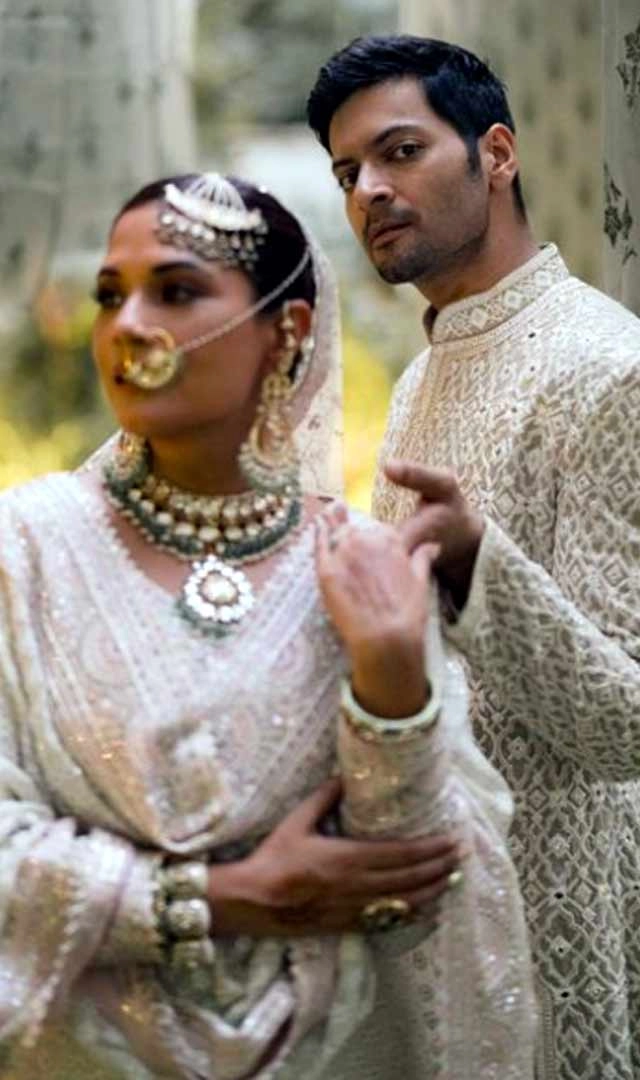Ali-Richa Wedding Photos: दूल्हा-दुल्हन बने अली फजल और रिचा चड्ढा - Ali Fazal and Richa Chadha wedding photos