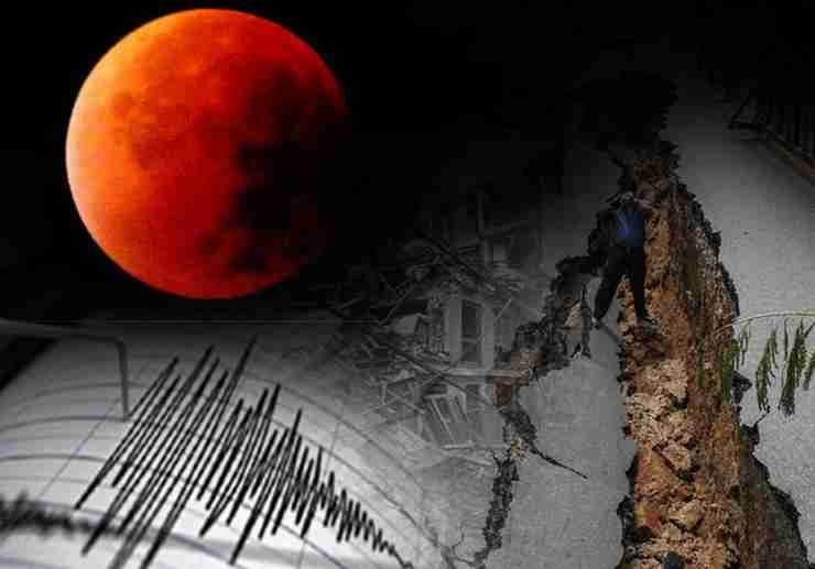 चंद्र ग्रहण और भूकंप के कनेक्शन के बीच जानिए किन 4 राशियों की बदलेगी किस्मत - Lunar eclipse and Earthquake