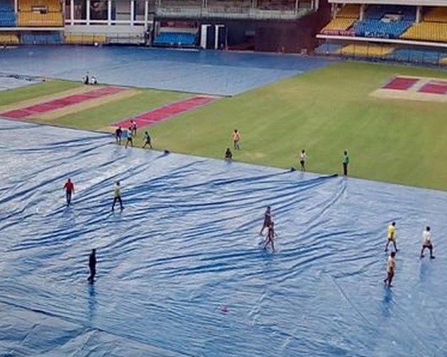 मुंबई में बारिश शुरु, अभ्यास सत्र होगा रद्द, INDvsAUS मैच पर मंडराए बादल