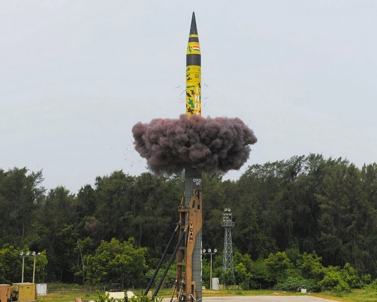 तवांग में तनातनी के बाद चीन को भारत का कड़ा संदेश, Agni-5 ballistic Missile का सफल परीक्षण, 5000 KM की रेंज - india successfully carries out night trials of over 5000 Km range Agni-5 ballistic missile