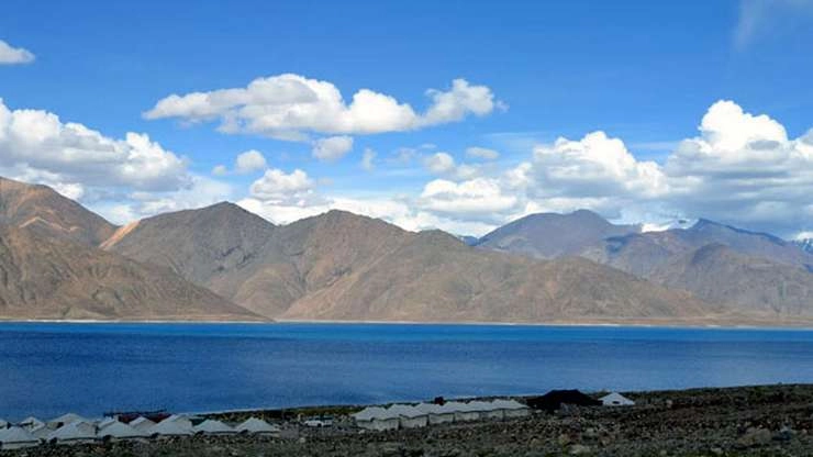 Ladakh में 'Frozen Lake Marathon' का आयोजन 20 फरवरी को, 13,862 फीट की ऊंचाई पर होगा इवेंट - 'Frozen Lake Marathon' to be organized at Pangong Stow Lake in Ladakh on February 20