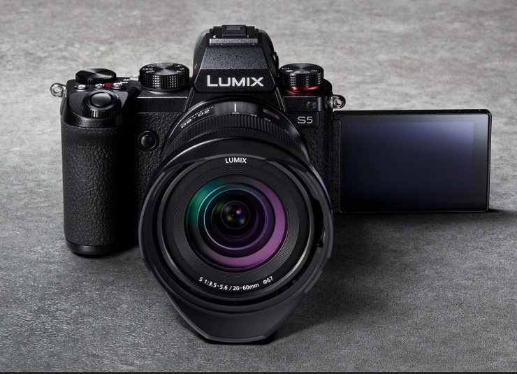 Panasonic ने लॉन्च किए Lumix S5II series के धमाकेदार कैमरे, जानिए कीमत और फीचर्स - Panasonic launches Lumix S5II series cameras with 24MP full frame sensor in India, price starts at Rs 1,94,990