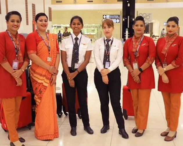 भारत के पास सबसे ज्‍यादा महिला वर्कफोर्स, एयर इंडिया के कुल 1825 पायलटों में से 15 फीसदी महिला पायलेट - Out of total 1825 pilots of Air India, 15 percent women pilots