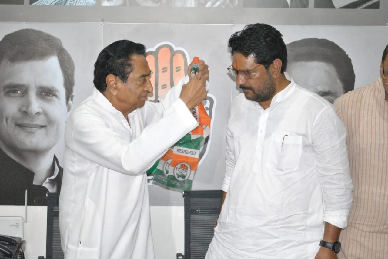 सिंधिया के गढ़ में भाजपा को झटका, यादवेंद्र सिंह कांग्रेस में शामिल, पिता रहे हैं 3 बार भाजपा विधायक - BJP leader Yadvendra Singh Yadav joins Congress