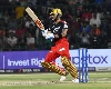 4 चौके और छक्के, कोहली की आतिशी पारी से बैंगलोर ने कोलकाता के खिलाफ बनाए 182 रन