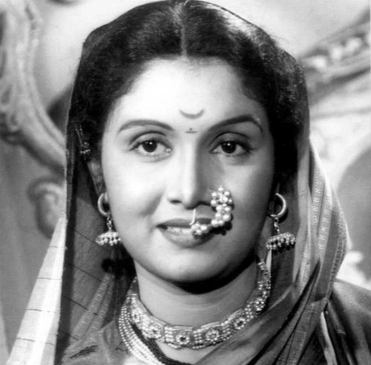 अमिताभ बच्चन-धर्मेंद्र की ऑनस्क्रीन मां सुलोचना लाटकर का निधन, पीएम मोदी ने भी जताया दुख | veteran actress sulochana latkar passes away at the age of 94