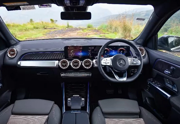 Mercedes adds ChatGPT to its cars
