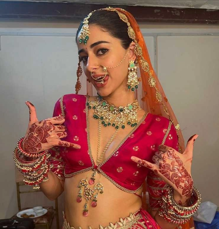 आदित्य रॉय कपूर संग डेटिंग की खबरों के बीच दुल्हन बनीं अनन्या पांडे, शेयर की तस्वीरें | Ananya Panday became a bride photos goes viral