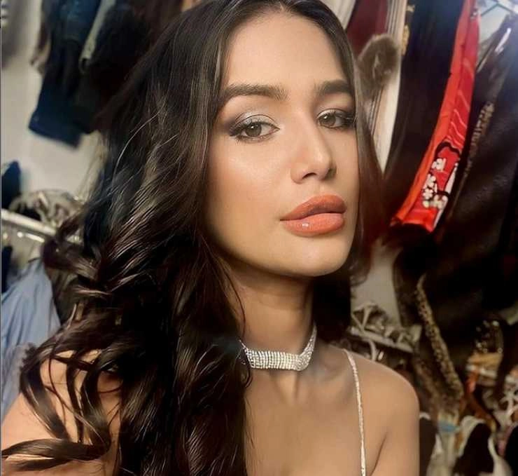 Police complaint filed against Poonam Pandey for faking her death news - Police complaint filed against Poonam Pandey for faking her death news