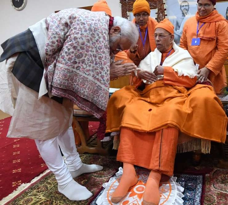 रामकृष्ण मिशन के अध्यक्ष स्वामी स्मरणानंद का निधन - Ramakrishna Mission President Swami Smaranananda passes away