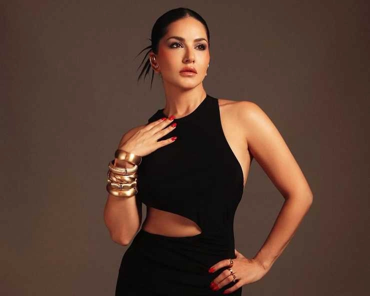 Sunny Leone starts shooting for her next Malayalam project - Sunny Leone starts shooting for her next Malayalam project
